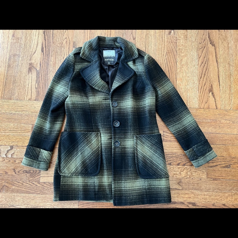 NWOT Kenzie womens plaid coat olive and black sz. L